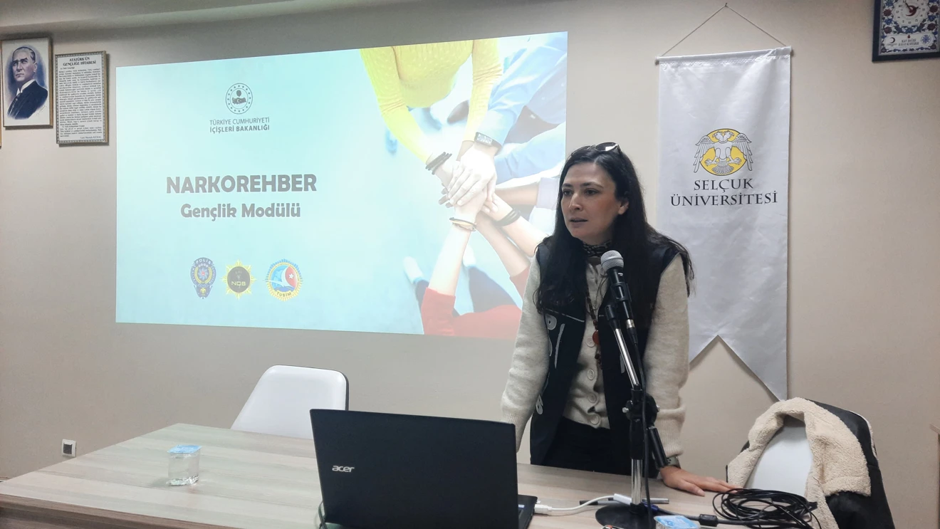 Öğrencilerimize Uyuşturucu Eğitimi Verildi